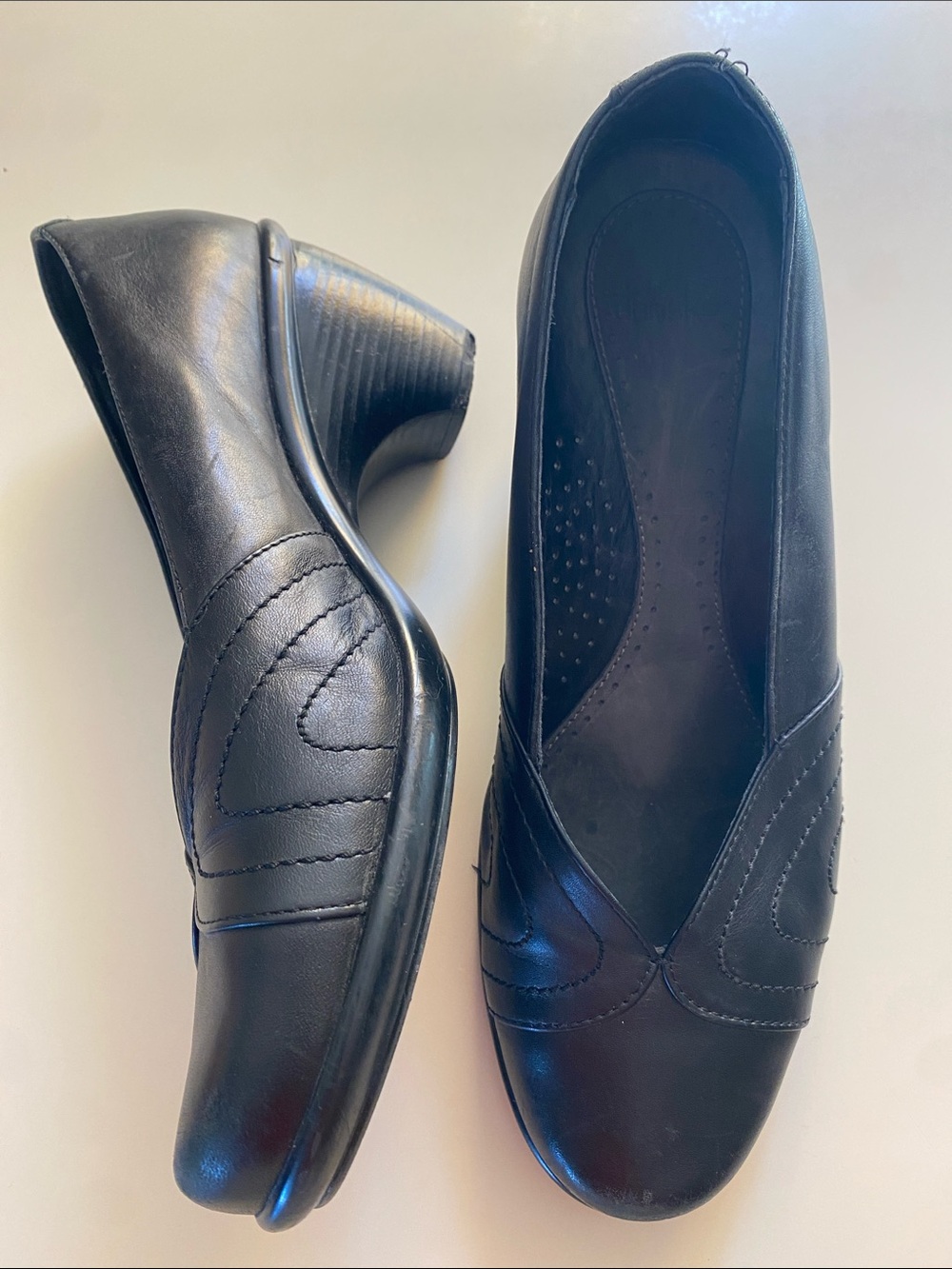Dansko Leather Women's Black Low Block Heel Comfort Pumps-38